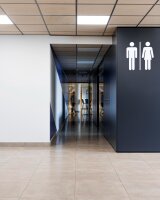 Wall-Mounted Paper Towel Dispenser – Stainless Steel, Black Finish