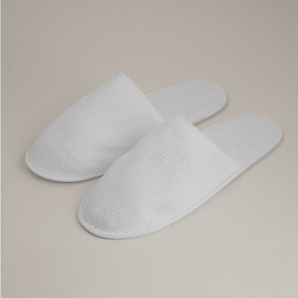 EcoStep Hotel Slippers – 100% Biodegradable