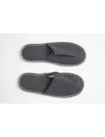 Classic Grey Felt Slippers, Closed - 30 cm (Unisex EU 40-44)