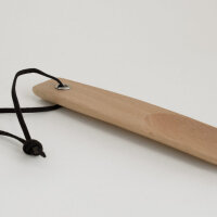 Compact Wooden Hotel Shoe Horn 16 cm – Sustainable and Practical