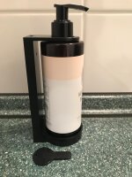 Wandhalter für 300 ml Pumpspender – Schwarz