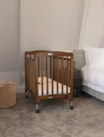 Limea Babybett Natural – Kompaktes Hotel- & Kinderbett