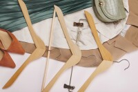 Economy Wooden Hotel Hanger with Bar and Clips lacquered 44 cm