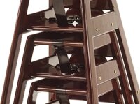 Foundations NeatSeat – Stapelbarer Kinderhochstuhl aus Naturholz