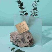 Prija Energising Wipe with Lao Lotus Flowers