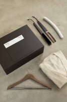 Bentley Hotel Kleiderbügel mit Steg, Rockeinkerbung und Diebstahlsicherung Buche Walnuss lackiert