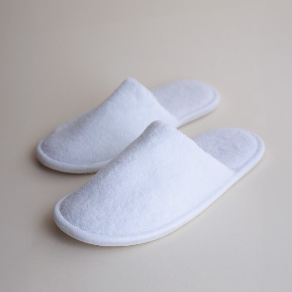Hotel Slippers Coral Fleece with Closed Toe and Anti-slip Sole 30 cm